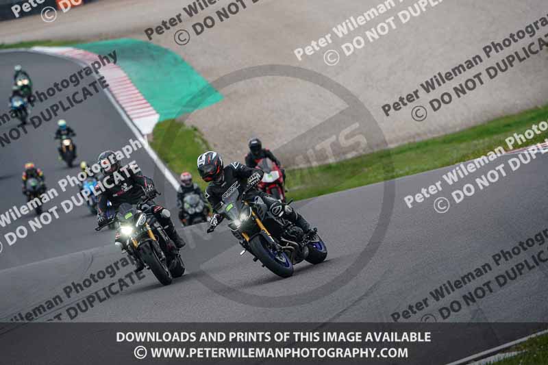 donington no limits trackday;donington park photographs;donington trackday photographs;no limits trackdays;peter wileman photography;trackday digital images;trackday photos